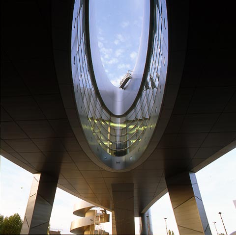 American architecture studio Arquitectonica's auditorium in Dijon, architect Dean Lewis, photo Paul Maurer