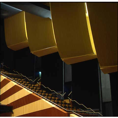 Detail of American architecture studio Arquitectonica's auditorium in Dijon, architect Dean Lewis, photo Paul Maurer